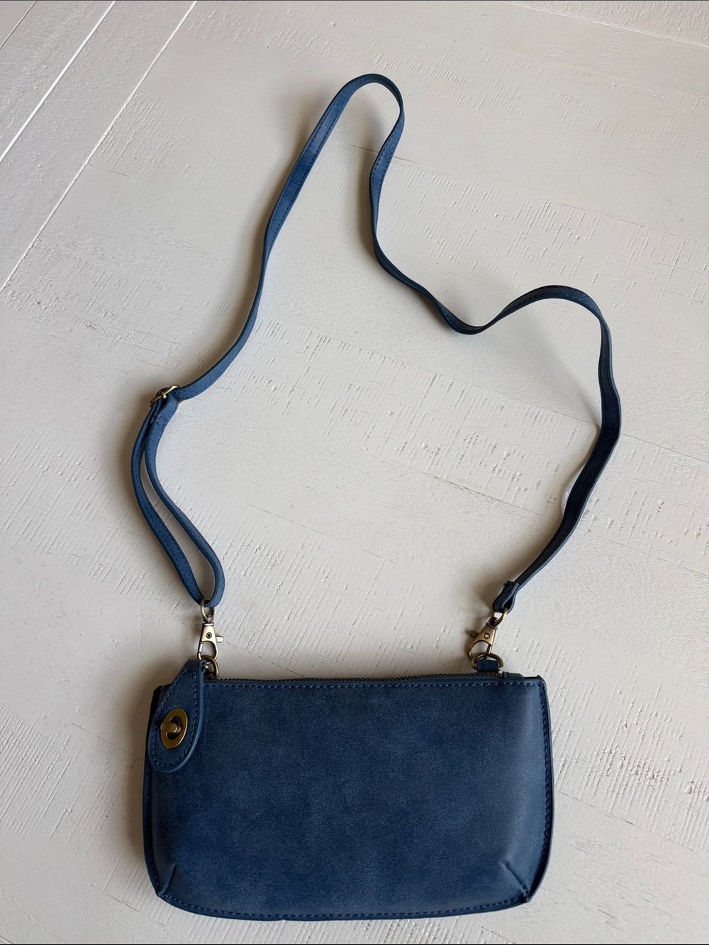 Joy Susan Crossbody